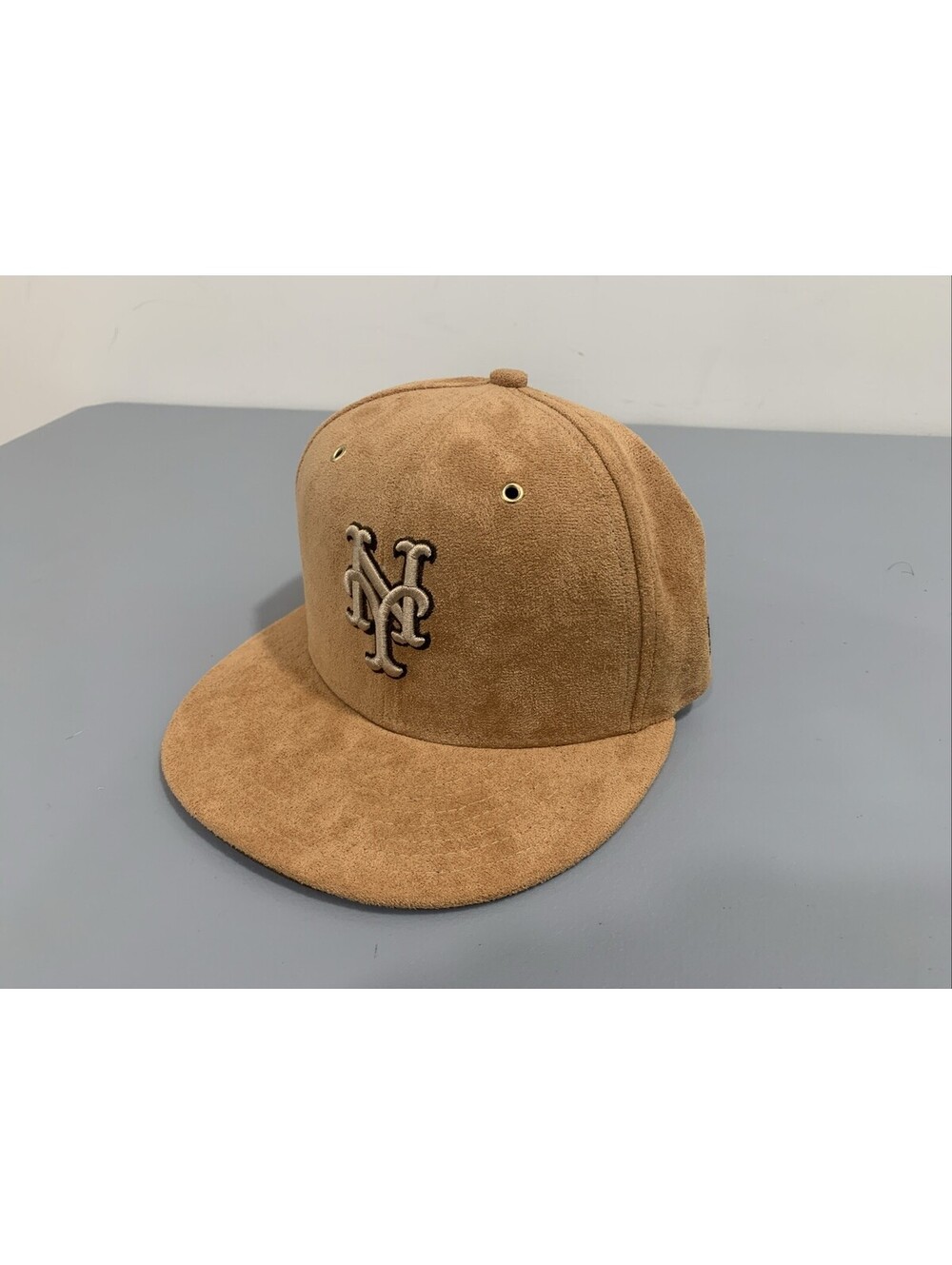 NEW W TAGS New Era Beige Brown New York Mets Fitted Baseball Hat SIZE 7